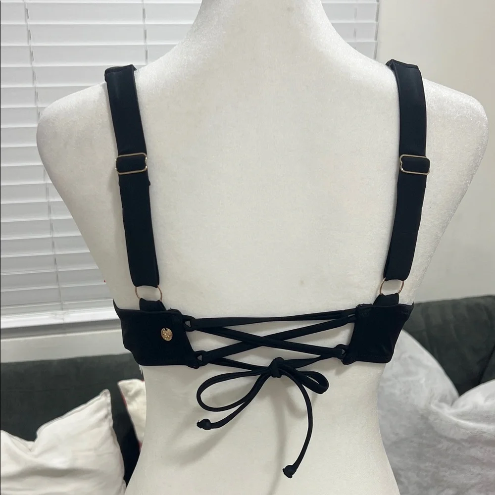 Victoria's Secret Classic Black Bra - Picture 6 of 9